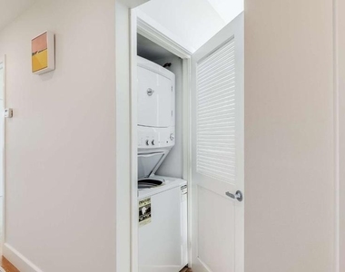 275 9th Street - Photo Thumbnail 19