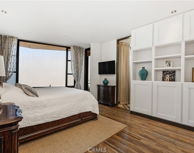 2378 Crestview Drive - Photo Thumbnail 20
