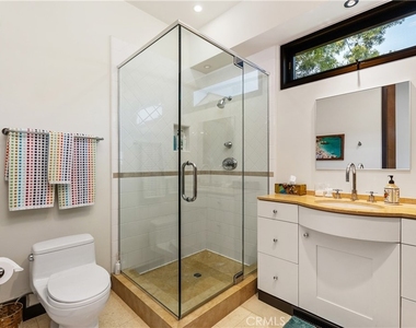 2378 Crestview Drive - Photo Thumbnail 18