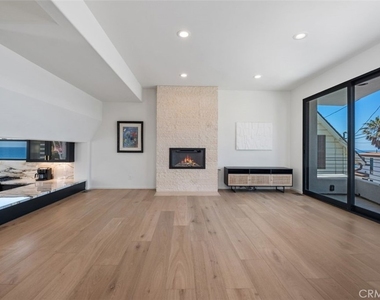 31868 Circle Dr. - Photo Thumbnail 14