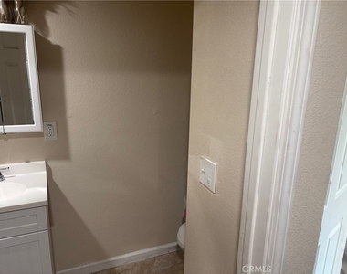 6764 Chadbourne Avenue - Photo Thumbnail 16
