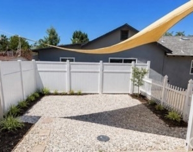 3592 Myers Street - Photo Thumbnail 14