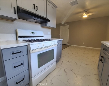 3911 W Ramsey Street - Photo Thumbnail 7