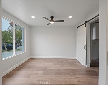 1624 Cordova Avenue - Photo Thumbnail 2