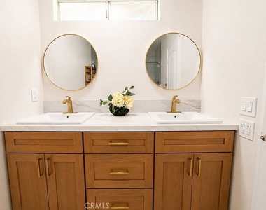 1404 Highridge Street - Photo Thumbnail 20