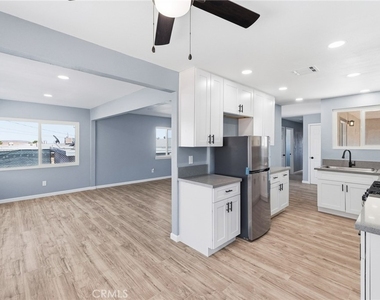937 E Elizabeth - Photo Thumbnail 6