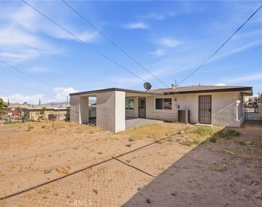 937 E Elizabeth - Photo Thumbnail 26