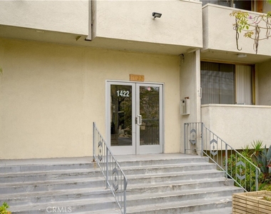 1422 N Curson Avenue - Photo Thumbnail 2