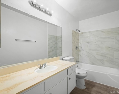1422 N Curson Avenue - Photo Thumbnail 19