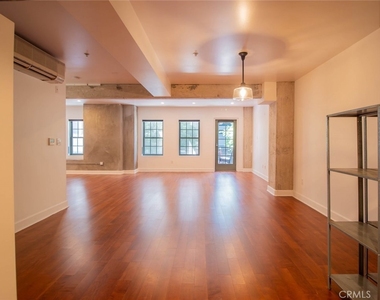 416 S Spring Street - Photo Thumbnail 2