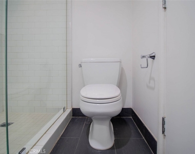 416 S Spring Street - Photo Thumbnail 10
