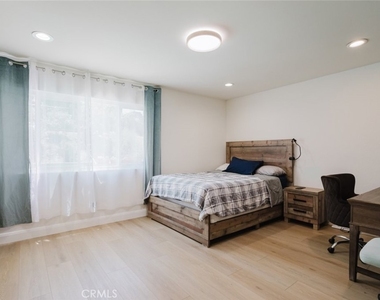 23128 Calvello Drive - Photo Thumbnail 13