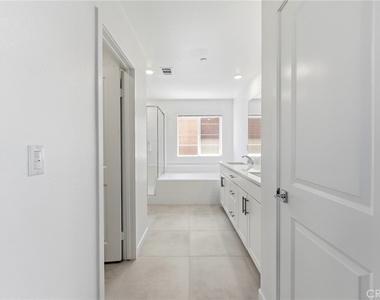 10843 Pala Bells Street - Photo Thumbnail 39