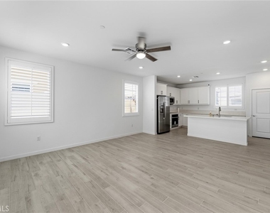 10843 Pala Bells Street - Photo Thumbnail 53