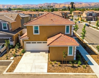 10843 Pala Bells Street - Photo Thumbnail 52