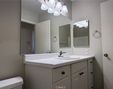 1145 N Barston - Photo Thumbnail 19