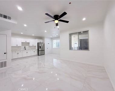 8153 Banana Avenue - Photo Thumbnail 7