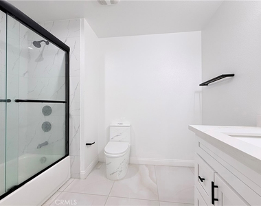 8153 Banana Avenue - Photo Thumbnail 17