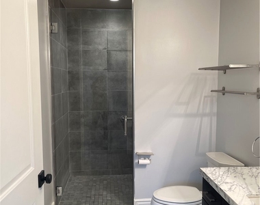 683 N 1st Avenue - Photo Thumbnail 9