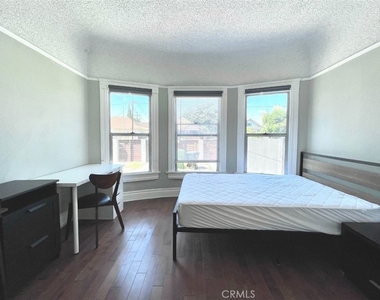 1356 W 30th Street - Photo Thumbnail 5