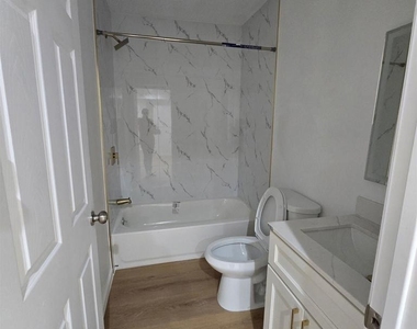 5534 Jefferson Ave - Photo Thumbnail 6
