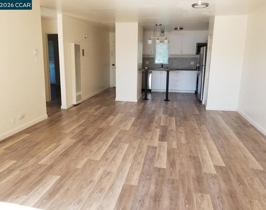 420 Golden Gate Ave - Photo Thumbnail 6