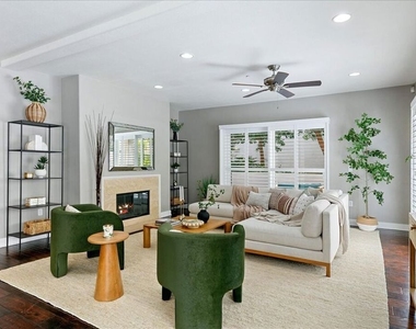11115 Acama Street - Photo Thumbnail 14