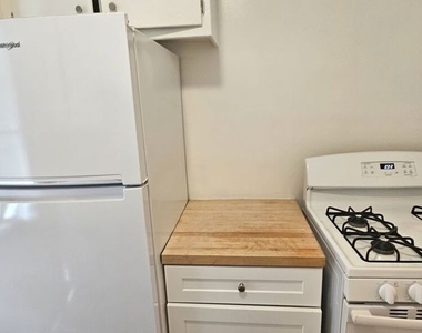 1227 S Holt Avenue - Photo Thumbnail 7