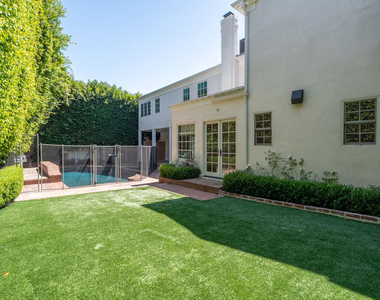 462 Warner Avenue - Photo Thumbnail 56