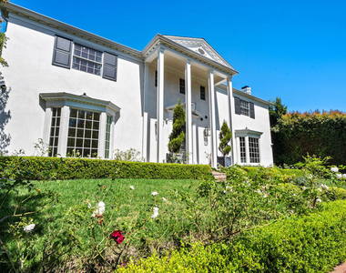 462 Warner Avenue - Photo Thumbnail 4