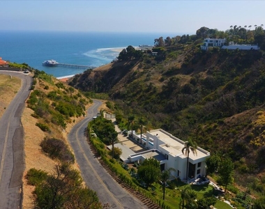 3851 Sweetwater Canyon Drive - Photo Thumbnail 25