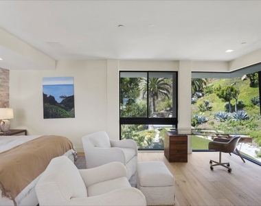 3851 Sweetwater Canyon Drive - Photo Thumbnail 12