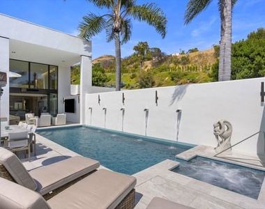 3851 Sweetwater Canyon Drive - Photo Thumbnail 9