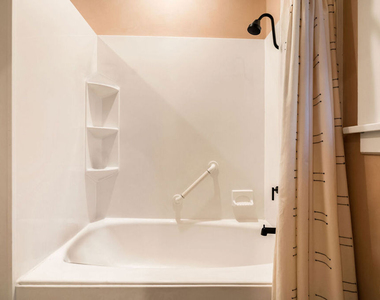 328 Branch Street - Photo Thumbnail 21