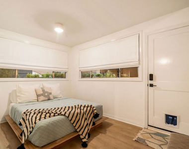 328 Branch Street - Photo Thumbnail 18
