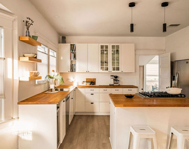 328 Branch Street - Photo Thumbnail 7