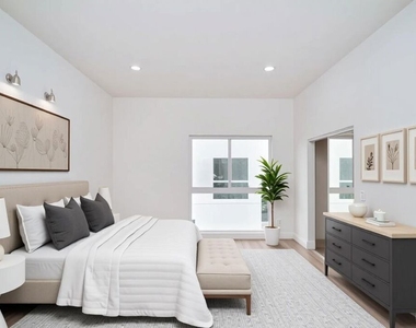 1108 Queen Anne Place - Photo Thumbnail 7