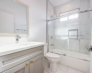 11443 1/2 Hatteras Street - Photo Thumbnail 21
