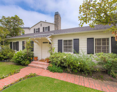 4110 Sunnyslope Avenue - Photo Thumbnail 1
