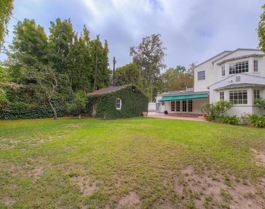 4110 Sunnyslope Avenue - Photo Thumbnail 24