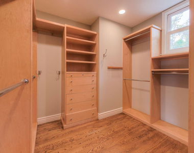 4110 Sunnyslope Avenue - Photo Thumbnail 19