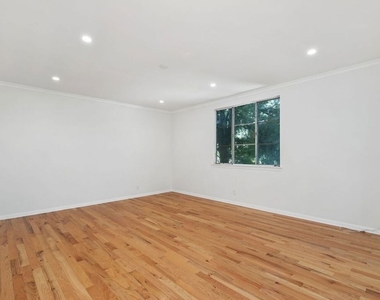 517 N Elm Drive - Photo Thumbnail 33