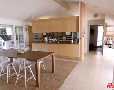 6349 Sycamore Meadows Drive - Photo Thumbnail 2