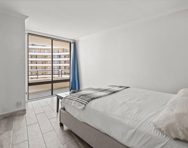 4316 Marina City Drive - Photo Thumbnail 15