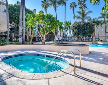 941 W Carson Street - Photo Thumbnail 17
