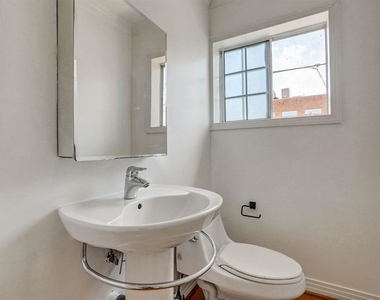 456 1/2 Smithwood Drive - Photo Thumbnail 15