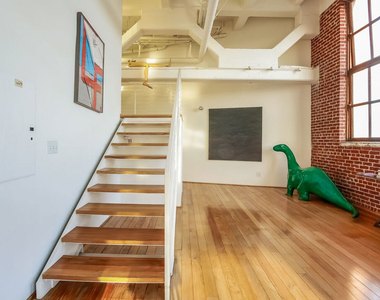 1850 E Industrial Street - Photo Thumbnail 8