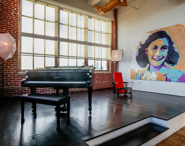 1850 E Industrial Street - Photo Thumbnail 15