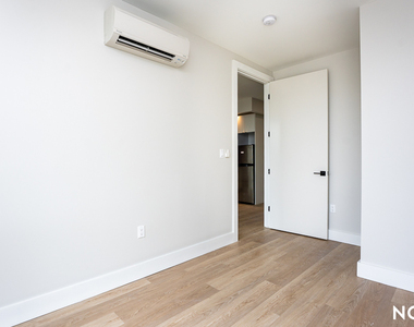 1244 New York Ave 11203 - Photo Thumbnail 5