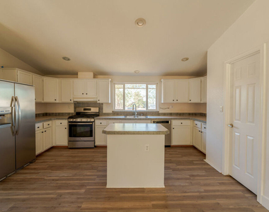 25120 Charina Lane - Photo Thumbnail 5